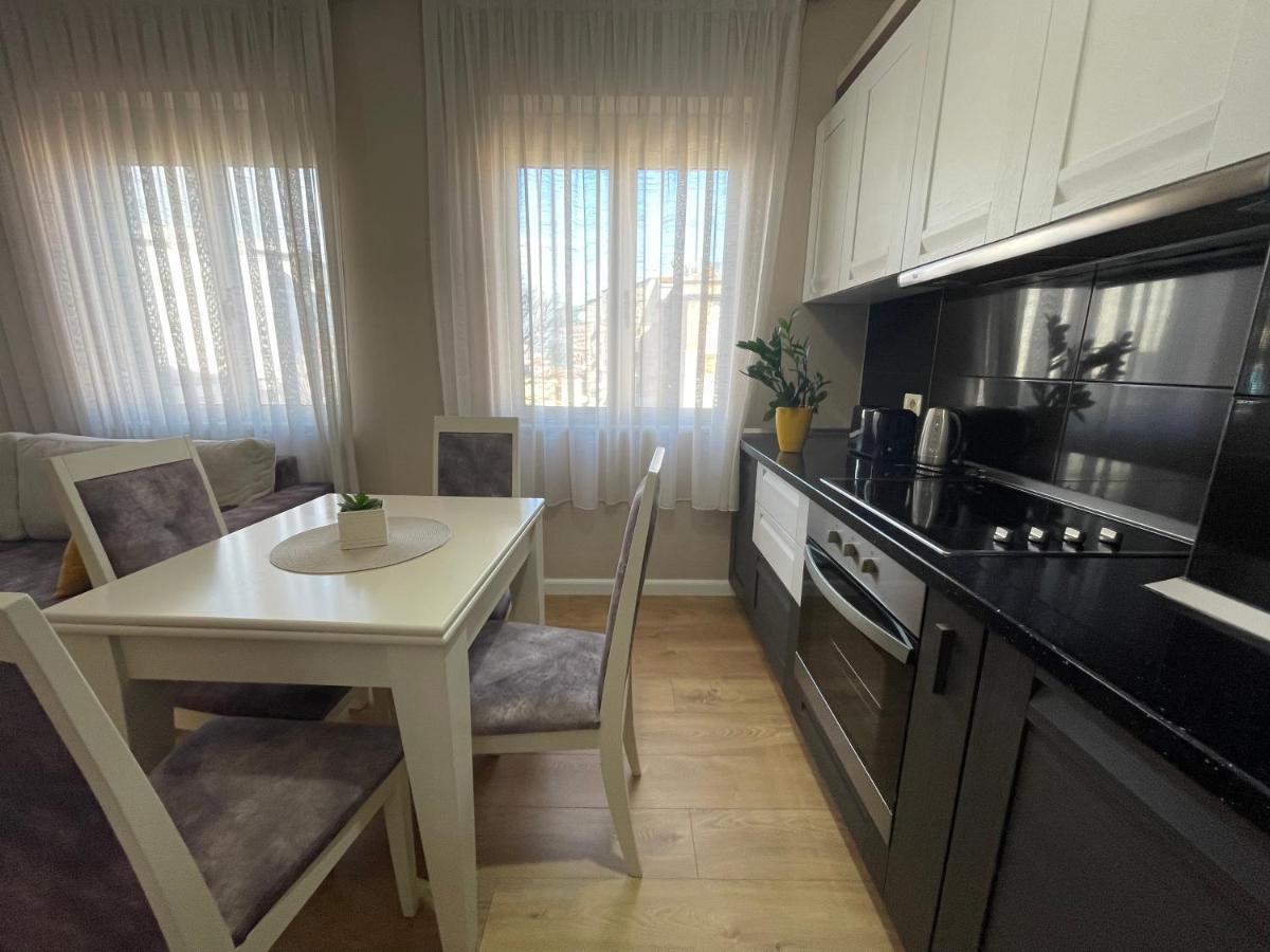 Tirana New Bazaar-Apartment 1 Zewnętrze zdjęcie